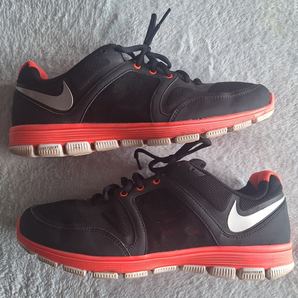 Nike Free XT Motion Fit Womens Athletic Running Shoes Size 11 Black Pink Gray